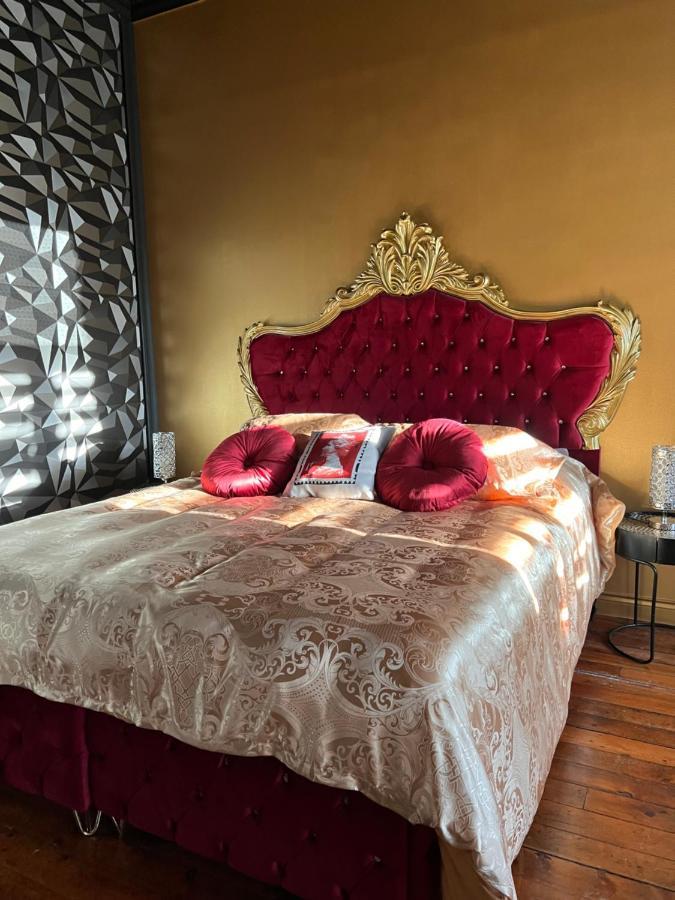 Domaine Des Anges Bed & Breakfast Avesnes-sur-Helpe Exterior photo