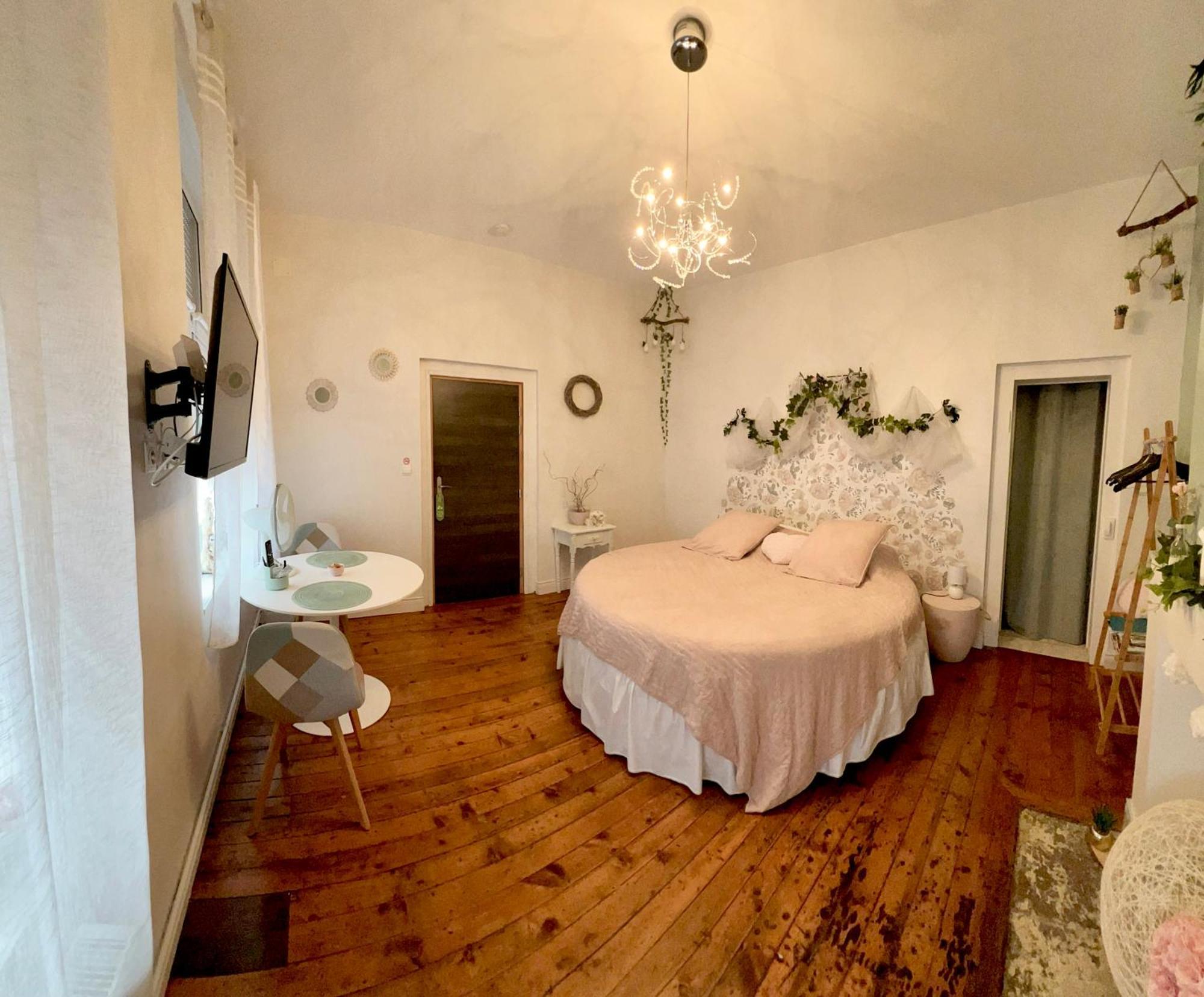 Domaine Des Anges Bed & Breakfast Avesnes-sur-Helpe Exterior photo